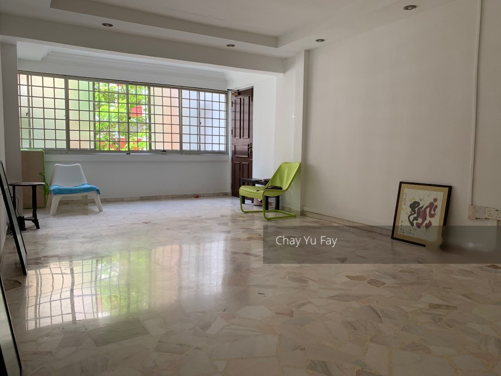 Hougang Avenue 3 thumbnail photo